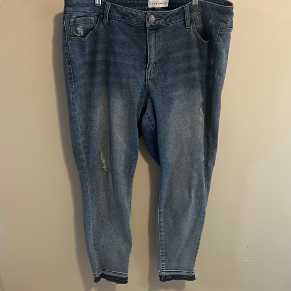 Lane Bryant Mid Rise Skinny Jeans Distressed Size 18